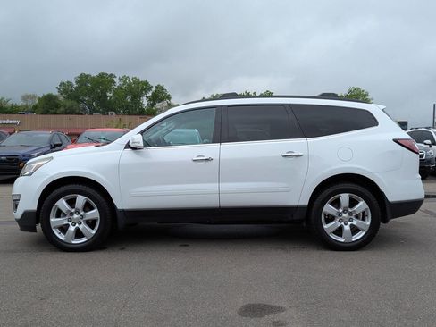 Used 2017 Chevrolet Traverse LT w/ Style and Technology Package AWD/4WD image 8