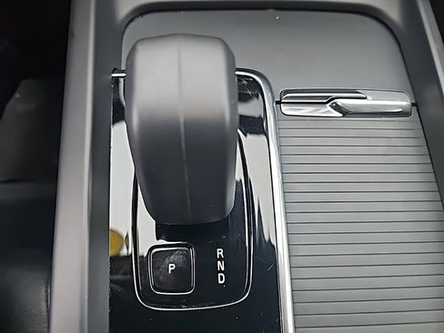 Used 2024 Volvo S60 B5 Core image 22