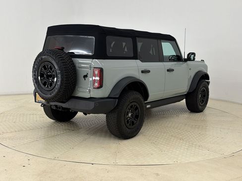 Certified 2022 Ford Bronco Wildtrak AWD/4WD image 9