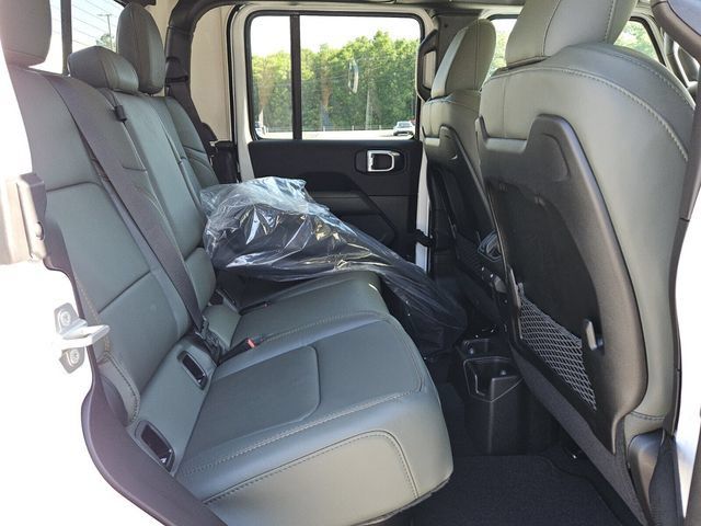 New 2026 Jeep Gladiator Mojave AWD/4WD image 14