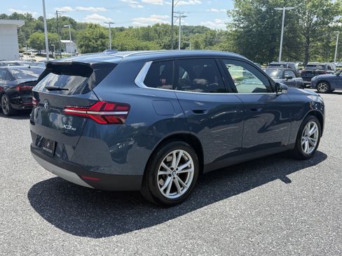 Certified 2025 BMW X3 xDrive30i w/ Premium Package AWD/4WD image 4