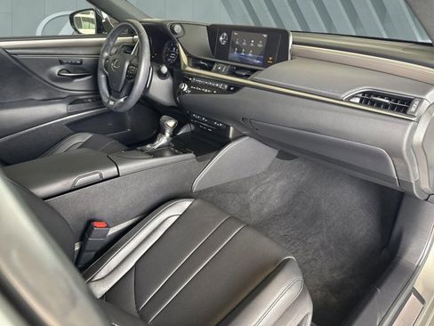 Certified 2021 Lexus ES 350 F Sport w/ Accessory Package 2 FWD image 26