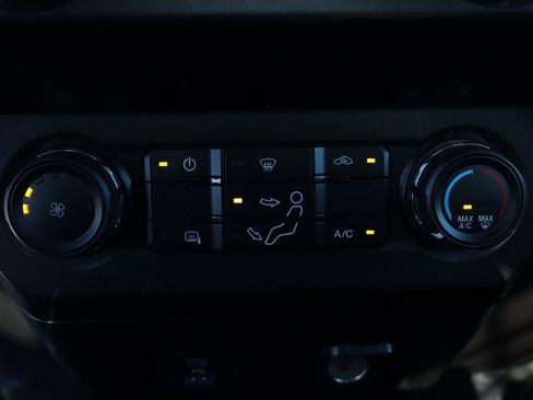 Used 2020 Ford F550 4x4 Regular Cab Super Duty image 39