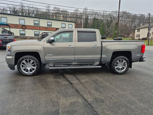 Used 2017 Chevrolet Silverado 1500 High Country image 12