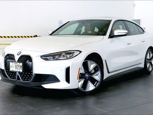Certified 2022 BMW i4 eDrive40 image 1