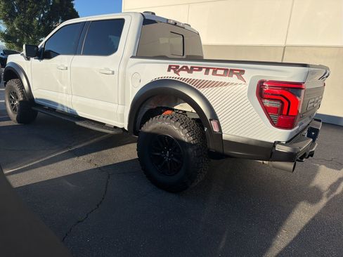 Used 2025 Ford F150 Raptor image 3