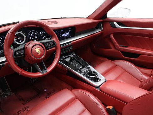 Used 2022 Porsche 911 Carrera image 24
