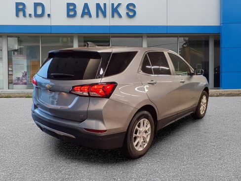 Certified 2024 Chevrolet Equinox LT FWD image 3