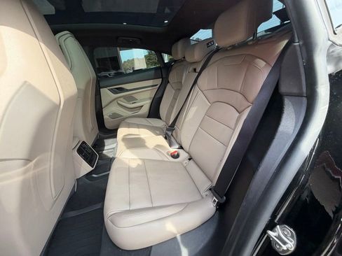 Used 2022 Porsche Taycan RWD image 30