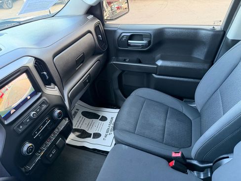 Used 2022 Chevrolet Silverado 1500 Custom Trail Boss AWD/4WD image 10
