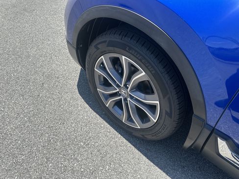 Used 2020 Honda CR-V Touring image 11