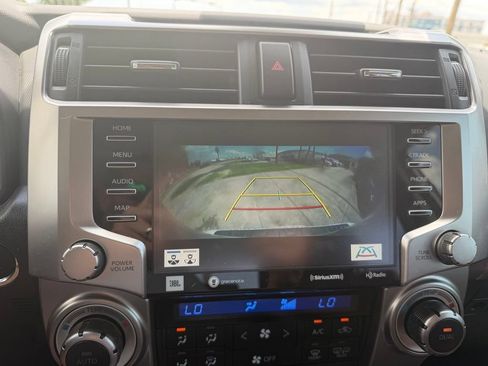 Used 2022 Toyota 4Runner Limited AWD/4WD image 27