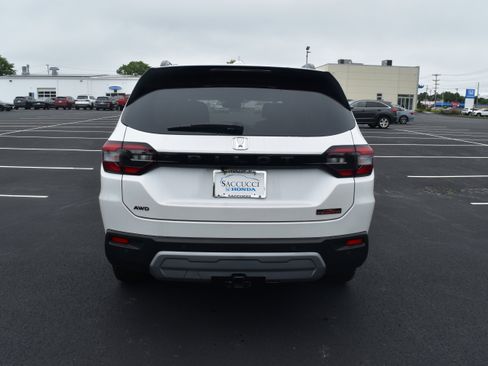 New 2025 Honda Pilot TrailSport image 6