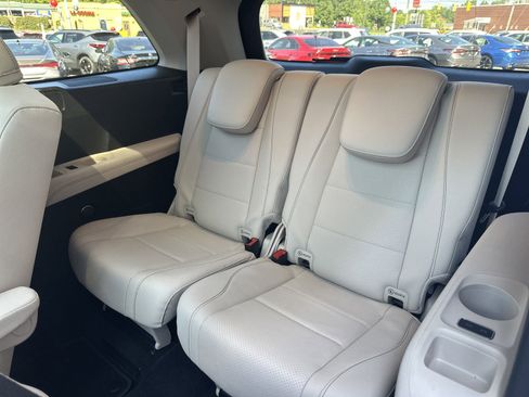 Used 2023 Mercedes-Benz GLS 450 4MATIC image 27
