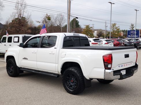Used 2022 Toyota Tacoma SR5 image 5