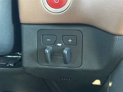 Used 2022 Toyota Tundra 1794 Edition image 37