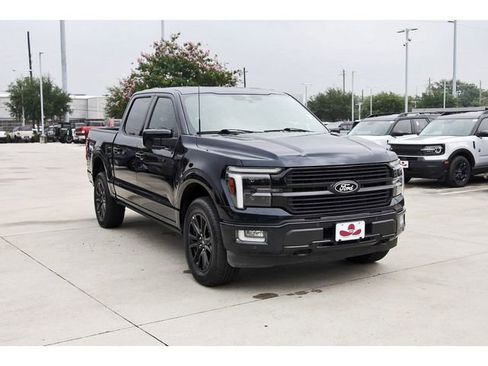 Used 2024 Ford F150 Platinum w/ FX4 Off-Road Package AWD/4WD image 6