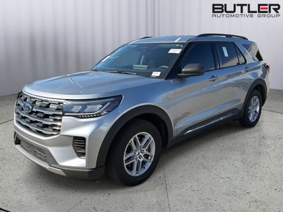 Used 2025 Ford Explorer Active