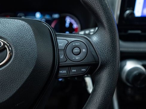 Used 2024 Toyota RAV4 LE AWD/4WD image 21