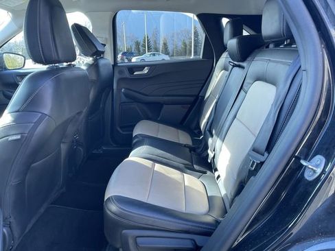 Used 2022 Ford Escape Titanium w/ Titanium Premium Package image 26