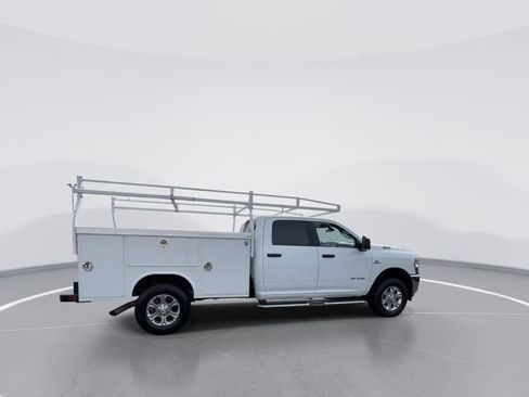 Used 2024 RAM 3500 Big Horn image 9