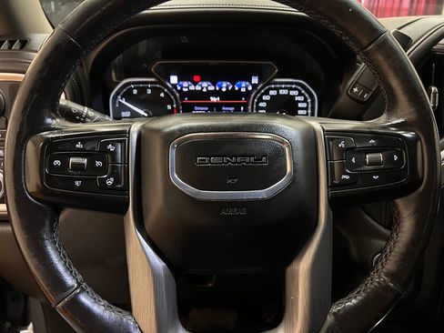Used 2020 GMC Sierra 1500 Denali w/ Denali Ultimate Package AWD/4WD image 34