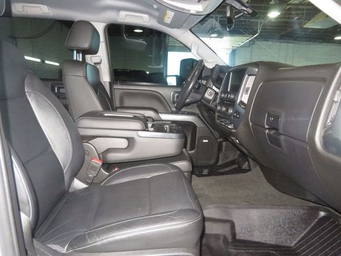 Used 2018 Chevrolet Silverado 2500 LT w/ Custom Sport Edition image 36