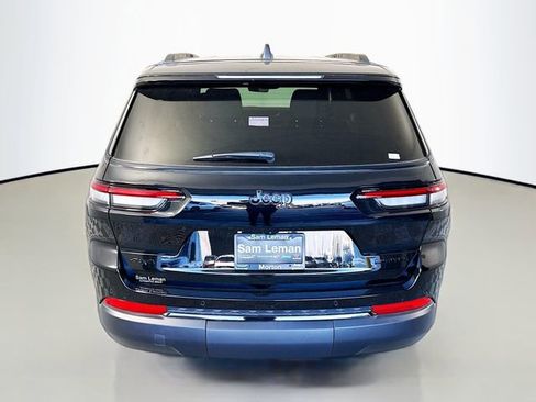New 2025 Jeep Grand Cherokee L Limited w/ Black Appearance Package AWD/4WD image 6
