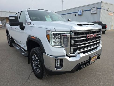 Certified 2021 GMC Sierra 2500 SLT w/ SLT Preferred Package image 7