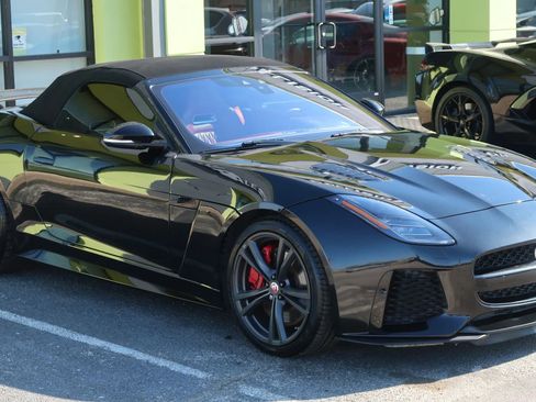 Used 2020 Jaguar F-TYPE SVR image 5