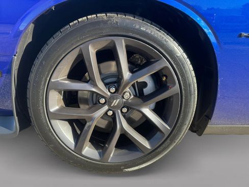 Used 2021 Dodge Challenger R/T w/ Blacktop Package image 9