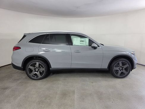 New 2026 Mercedes-Benz GLC 300 4MATIC image 3