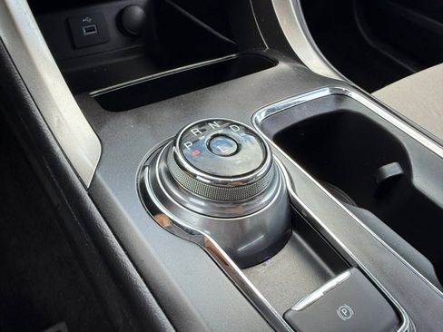 Used 2018 Ford Fusion S image 22