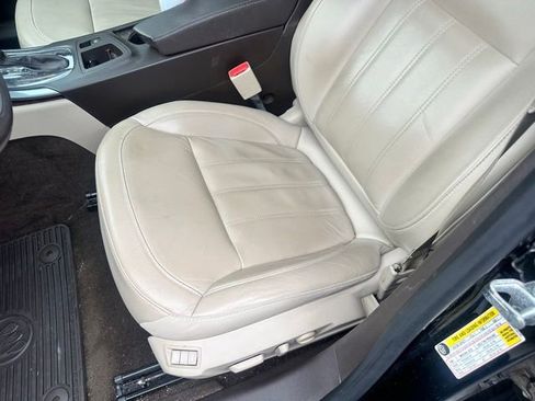 Used 2017 Buick Regal Premium w/ Driver Confidence Package #1 FWD image 33