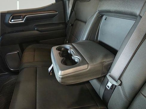 Used 2024 Chevrolet Silverado 1500 High Country w/ High Country Premium Package AWD/4WD image 30
