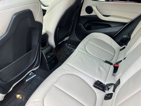 Used 2022 BMW X2 xDrive28i w/ Premium Package image 4