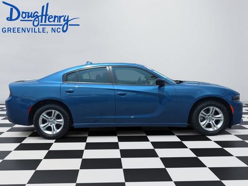 Used 2023 Dodge Charger SXT RWD image 6