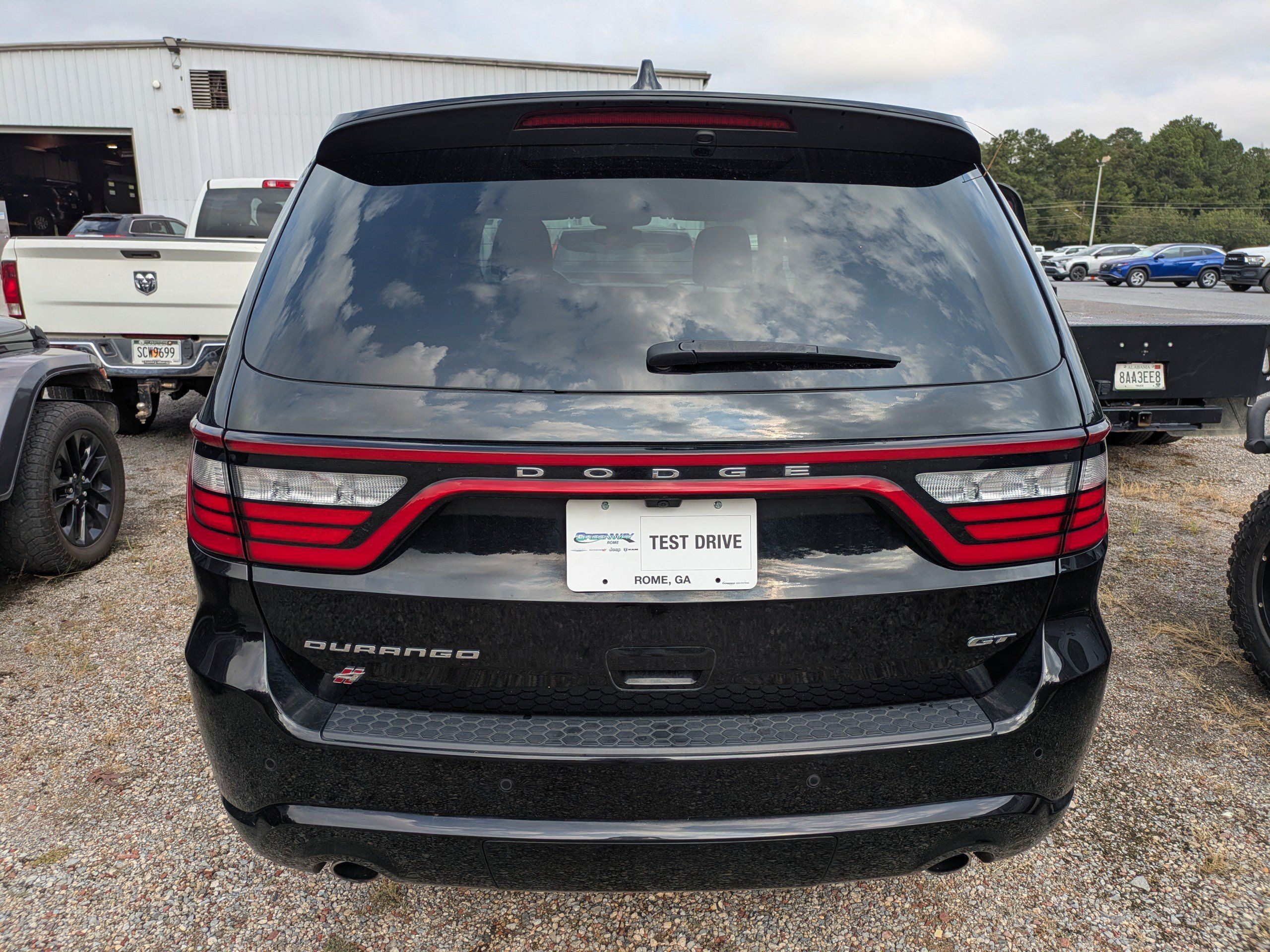 Used 2025 Dodge Durango GT AWD/4WD image 3