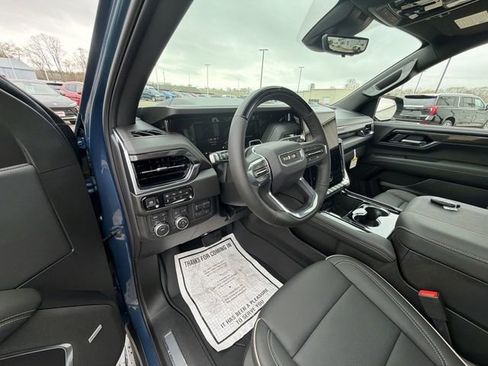 New 2026 GMC Yukon XL Elevation w/ Elevation Premium Package image 10