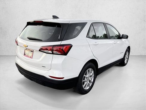Used 2024 Chevrolet Equinox LS image 5