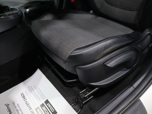 Used 2021 Kia Seltos S image 12