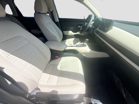 Used 2024 Honda HR-V LX image 28