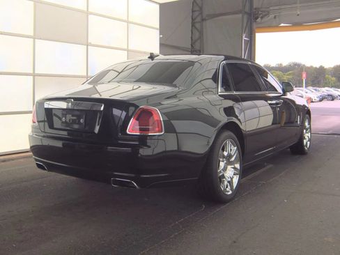 Used 2012 Rolls-Royce Ghost Extended Wheelbase RWD image 4