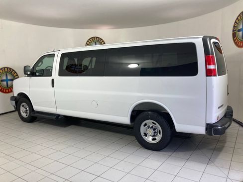 Used 2025 Chevrolet Express 3500 LT w/ LT Preferred Equipment Group RWD image 20
