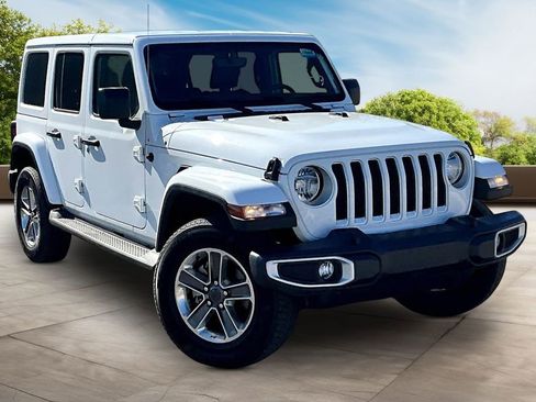 Used 2021 Jeep Wrangler Unlimited Sahara w/ Uconnect 4C Nav & Sound Group AWD/4WD image 7