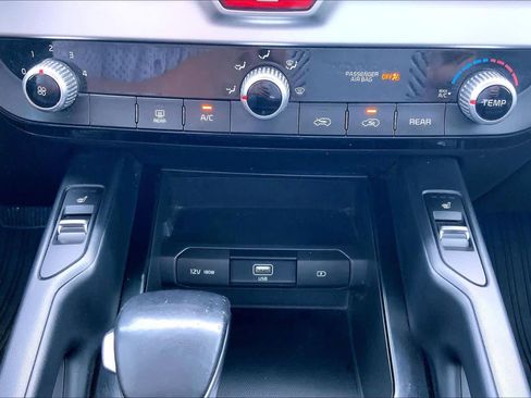 Used 2020 Kia Telluride S AWD/4WD image 34