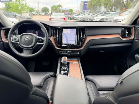 Certified 2024 Volvo XC60 T8 Ultimate w/ Climate Package AWD/4WD image 15
