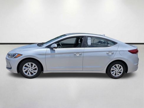Used 2017 Hyundai Elantra SE FWD image 7