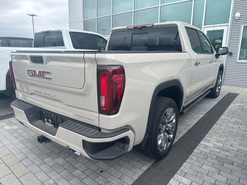 Used 2026 GMC Sierra 1500 Denali w/ Denali Reserve Package AWD/4WD image 4