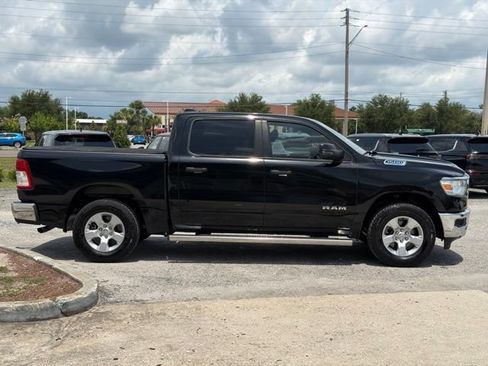 Used 2023 RAM 1500 Big Horn AWD/4WD image 3